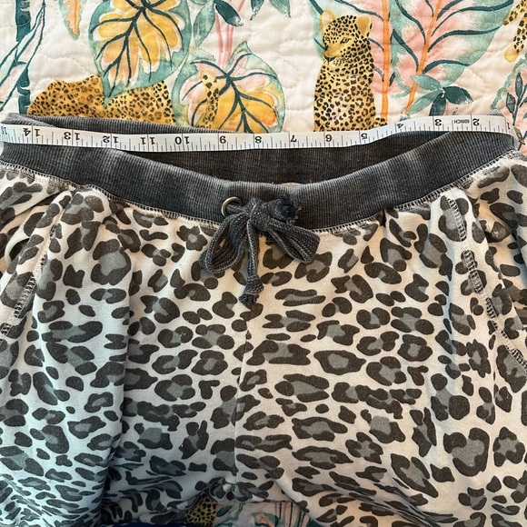 Vintage Havana leopard ombré 2 piece jogger and top - Picture 10 of 10